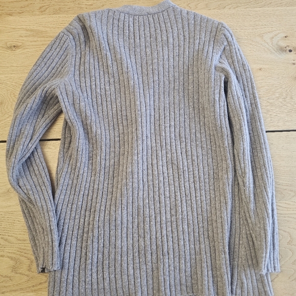 Zara Ribbed Knit Cardigan - Picture 3 of 3